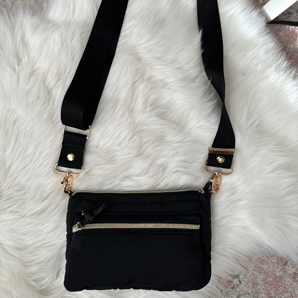 Stella and Dot *Zip It Crossbody* Belt Bag Black